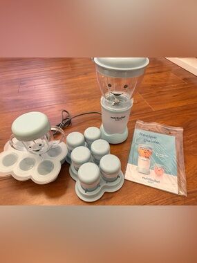 Nutribullet Baby Food Maker Set in Pastel Mint